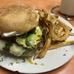 Noe's Kitchen - On the border burger and fries!!!