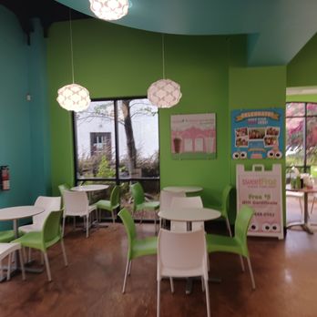 sweetFrog Premium Frozen Yogurt - Seating - Ice Cream & Frozen Yogurt Near Me - Concord, North Carolina sweetFrog Premium Frozen Yogurt - Seating - Ice Cream & Frozen Yogurt Near Me - Concord, North Carolina