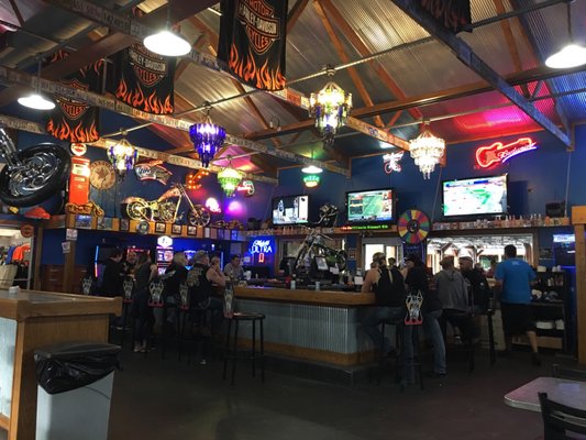 Poopy S Pub N Grub 1030 Viaduct Rd Savanna Il Auto Body Shops Mapquest