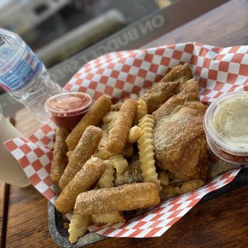 Fatzees - Mozzarella Sticks, 2PC Dark Combo with added Perch Fish. Vanilla Milkshake. - Cheesesteaks Near Me - Evanston, Illinois