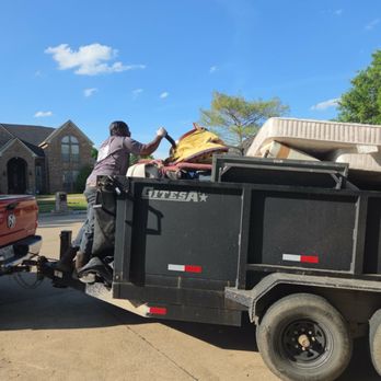 Von's solutionz - Junk Removal & Hauling Near Me - Dallas, Texas Von's solutionz - Junk Removal & Hauling Near Me - Dallas, Texas