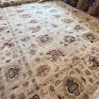 Solak Rug Repair - Large Usak style rug after cleaning. - Rugs Near Me - Edmonds, Washington Solak Rug Repair - Large Usak style rug after cleaning. - Rugs Near Me - Edmonds, Washington