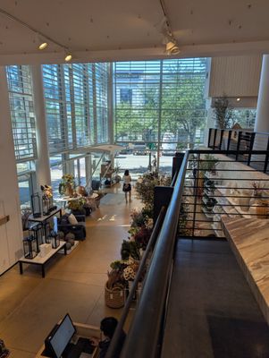 Crate & Barrel by null