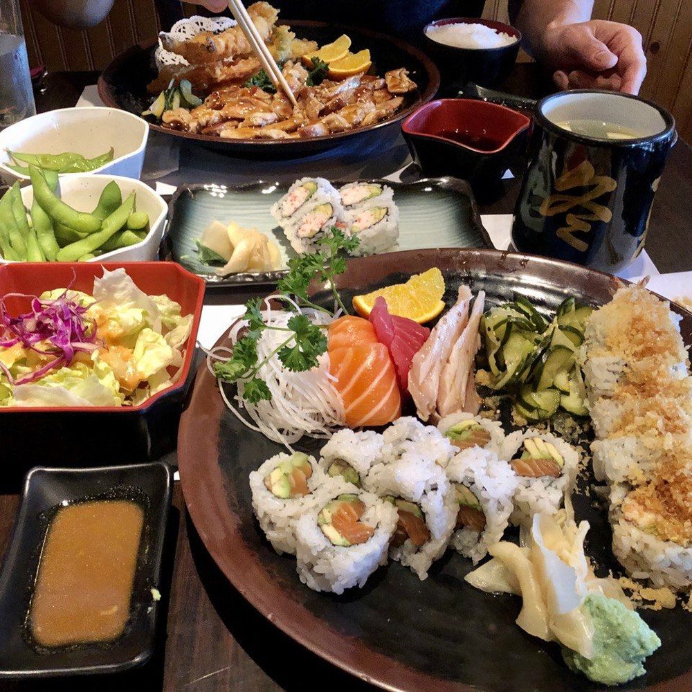 Kiku Sushi - Teriyaki chicken with shrimp & veggie tempura & salmon roll, crunch roll & sashimi (6 pcs) - Japanese Near Me - Monrovia, California Kiku Sushi - Teriyaki chicken with shrimp & veggie tempura & salmon roll, crunch roll & sashimi (6 pcs) - Japanese Near Me - Monrovia, California