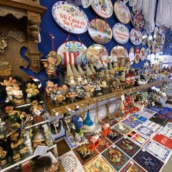 Gerda's Iron Art Gift Shop - Cute shop
