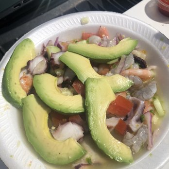 Mariscos El Coral - Food Trucks Near Me - Los Angeles, California Mariscos El Coral - Food Trucks Near Me - Los Angeles, California