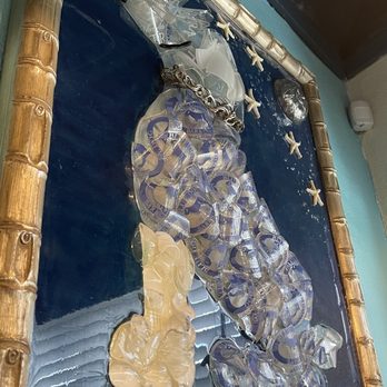 Blue Dog Bar & Grill - Blue Dog Glass Art - Bars Near Me - Matlacha, Florida