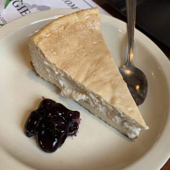 Veggie Heaven - Tofu cheese cake with blueberry preserve (.25 cents to add on) - Chinese Near Me - Denville, New Jersey