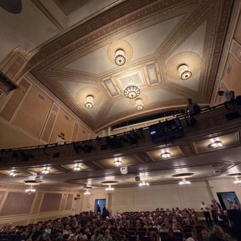 Folly Theater - The ceiling and balcony - Performing Arts Near Me - Kansas City, Missouri
