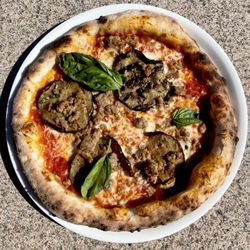 Pizza napoletana