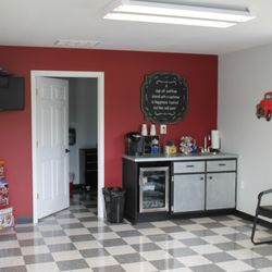 A & G Automotive - Waiting Room - A & G Automotive