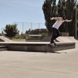 Tualatin Skate Park - Backside smith grind on the box at tron