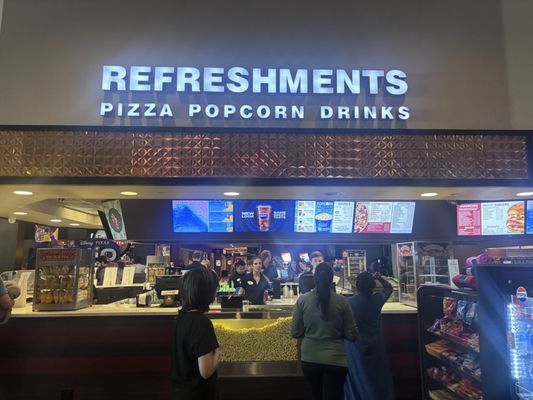 Marcus Oakdale Cinema by null