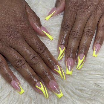 Lovely Nails Spa - Nail Salons Near Me - Roseville, Michigan Lovely Nails Spa - Nail Salons Near Me - Roseville, Michigan