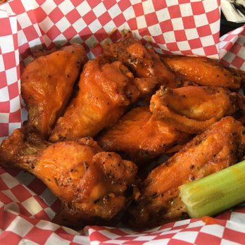 Echo 5 Sports Pub - Medium wings. - Sports Bars Near Me - Mesa, Arizona