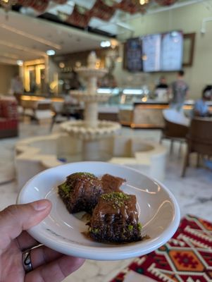 Heyma Yemeni Coffee & Brunch by null