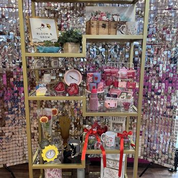 Perry's Florist - Florists Near Me - Ronkonkoma, New York Perry's Florist - Florists Near Me - Ronkonkoma, New York