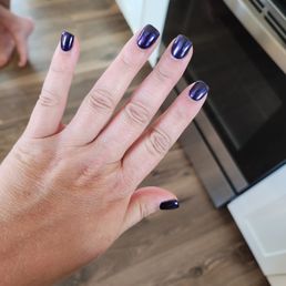 Chrome purple nails. this almost a week later and I do some.very hands on work but my nails are still holding up! Chrome purple nails. this almost a week later and I do some.very hands on work but my nails are still holding up!