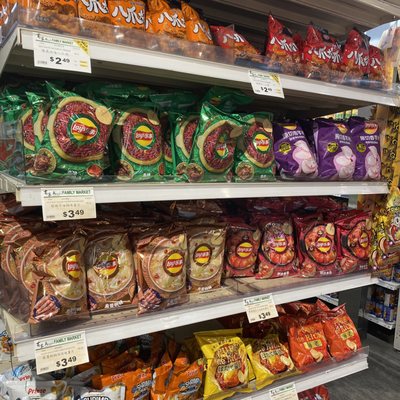 Asian Family Market by null