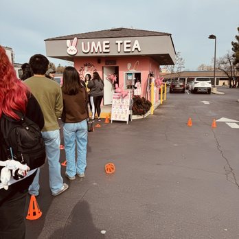 Ume Tea - Grand Opening line - Bubble Tea Near Me - Pleasanton, California