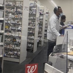 Walgreens - The pharmacist Kendrick and his harem of lazy techs