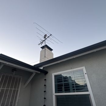 Empress Rain Gutters - Gutter installation to 1 chain down spout - Gutter Services Near Me Empress Rain Gutters - Gutter installation to 1 chain down spout - Gutter Services Near Me