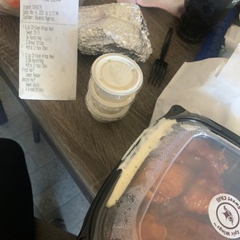 Epic Wings - Extra Ranch that was PAID FOR Burst on the side of the bag & sweet chili sauce dripping from A poorly closed Container - Chicken Wings Near Me - Murrieta, California