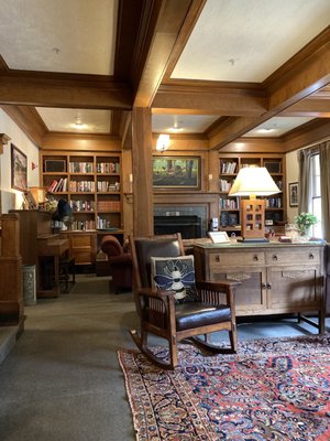 McCloud Hotel by null