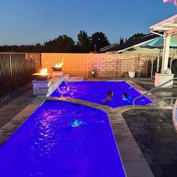Thomas Pools - Pool & Hot Tub Service Near Me - Castaic, California