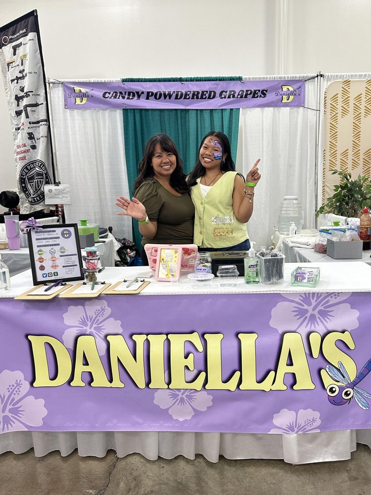 Daniellas Logo