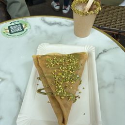 Pistachio crepe Pistachio crepe