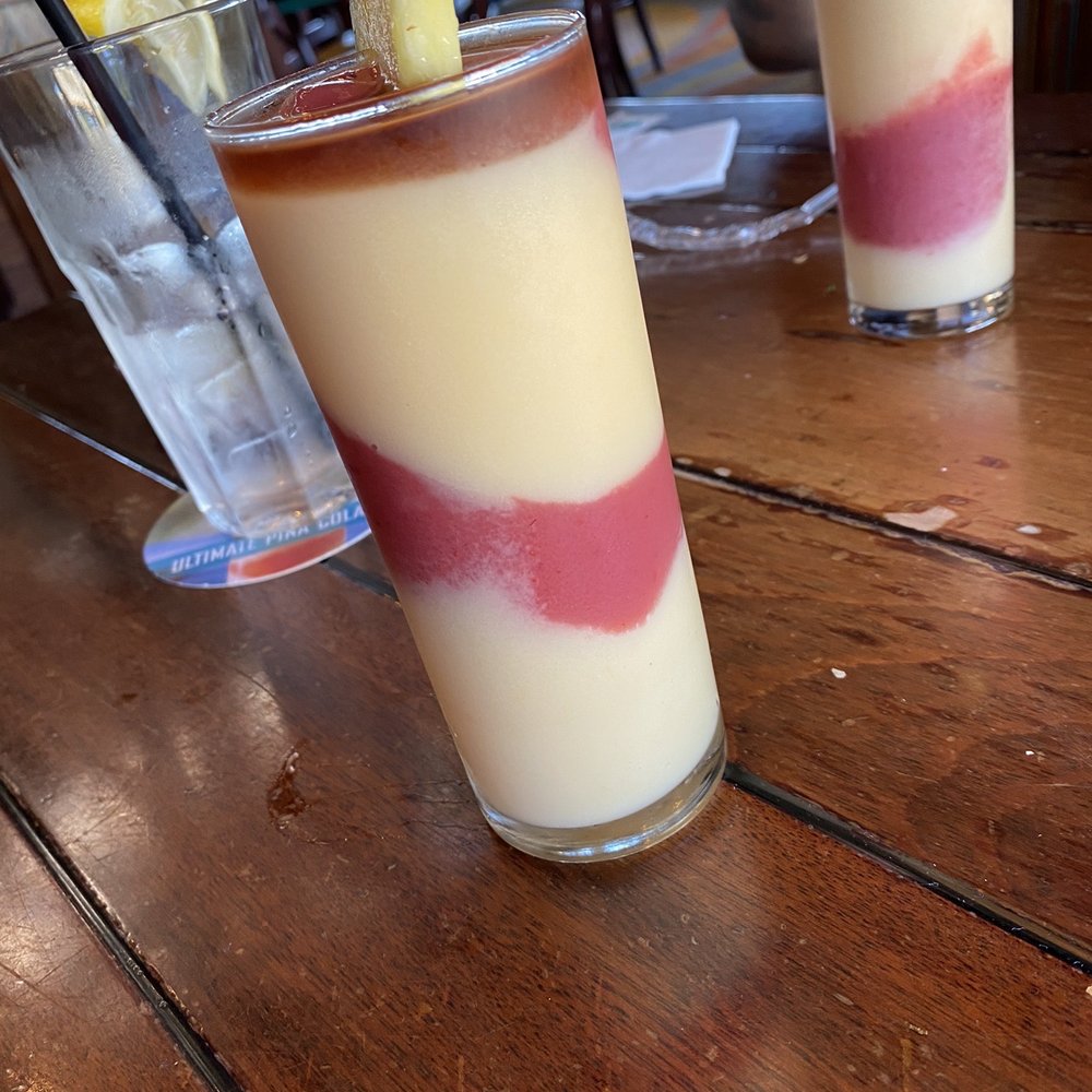 Bahama Breeze - Ultimate Piña Colada - Caribbean Near Me - Duluth, Georgia