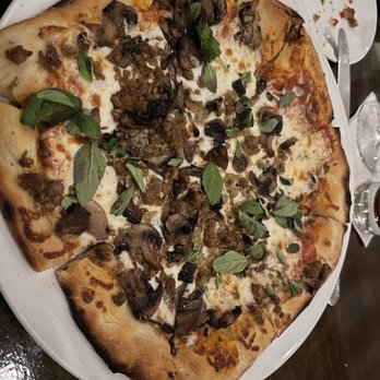 Tavern N Town - The Tavern Pizza - New American Near Me - Key West, Florida