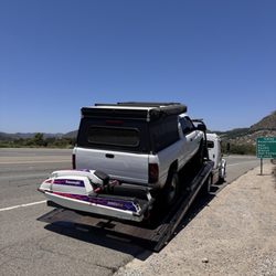 Stars & Stripes - on the tow truck.
