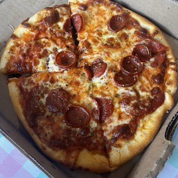 Davanni's - Old World Pepperoni Solo. - Pizza Near Me - Eden Prairie, Minnesota Davanni's - Old World Pepperoni Solo. - Pizza Near Me - Eden Prairie, Minnesota