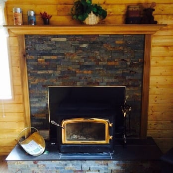 Woodland Park Manor - Awesome fireplace in the living room at the "Point of Rocks" cabin - Bed & Breakfast Near Me - Idyllwild, California Woodland Park Manor - Awesome fireplace in the living room at the "Point of Rocks" cabin - Bed & Breakfast Near Me - Idyllwild, California