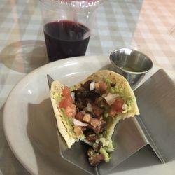 CasaChapina - Delicious chorizo taco and sorrel!!