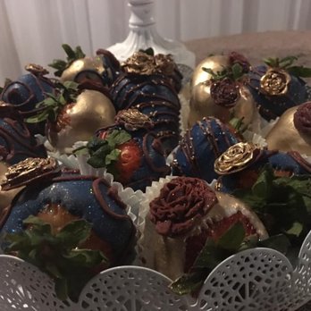 The Queen's Kitchen - a plate of decorated strawberries - Caterers Near Me - Alamo, Texas