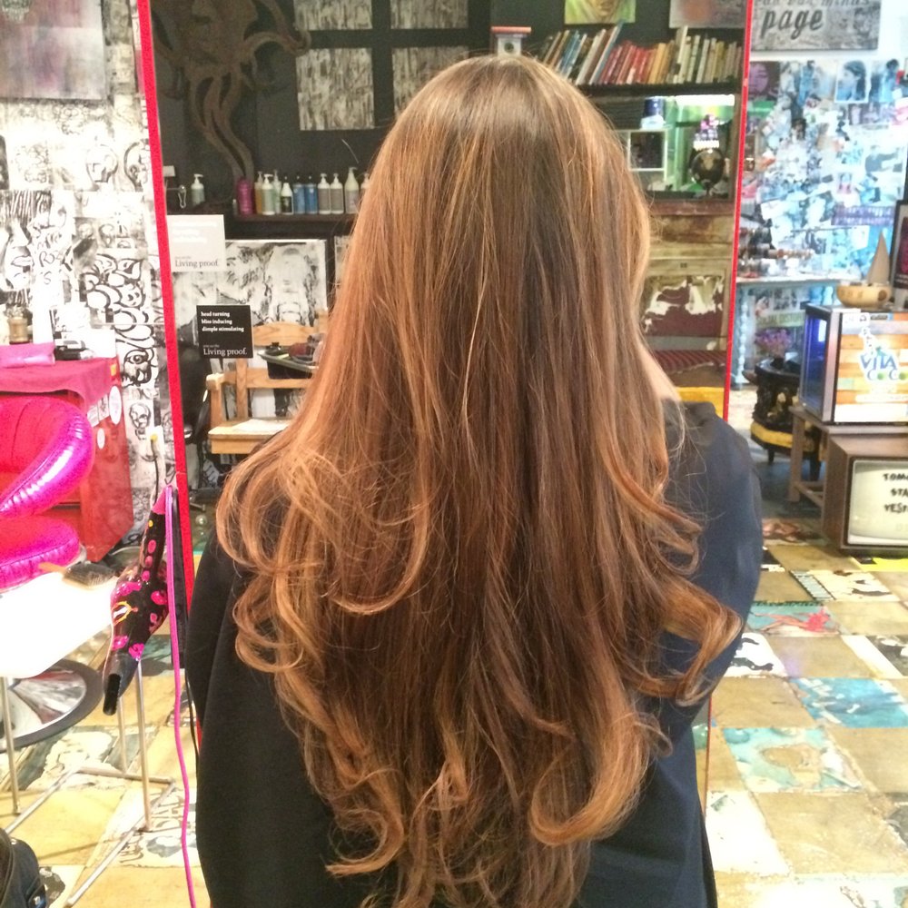 Salon Trace - Natural blended highlights by Taylor (before haircut) - Hair Stylists Near Me - Delray Beach, Florida Salon Trace - Natural blended highlights by Taylor (before haircut) - Hair Stylists Near Me - Delray Beach, Florida