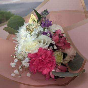 Antique Rose Florist - Custom $20 wrapped flowers, made within 10 minutes. - Florists Near Me - Henderson, Nevada