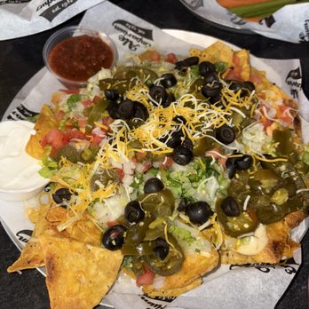 Ale Emporium - Amazing nachos - Sports Bars Near Me - Indianapolis, Indiana