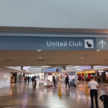 United Club Lounge - Airport Lounges Near Me - Denver, Colorado United Club Lounge - Airport Lounges Near Me - Denver, Colorado