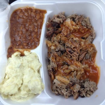 Jazzy's BBQ - Pulled pork dinner - Barbeque Near Me - Tampa, Florida Jazzy's BBQ - Pulled pork dinner - Barbeque Near Me - Tampa, Florida