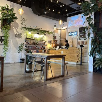 Leafy - Order counter - Asian Fusion Near Me - Pembroke Pines, Florida