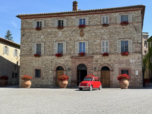 Borgo San Felice Resort Relais & Chateaux by null