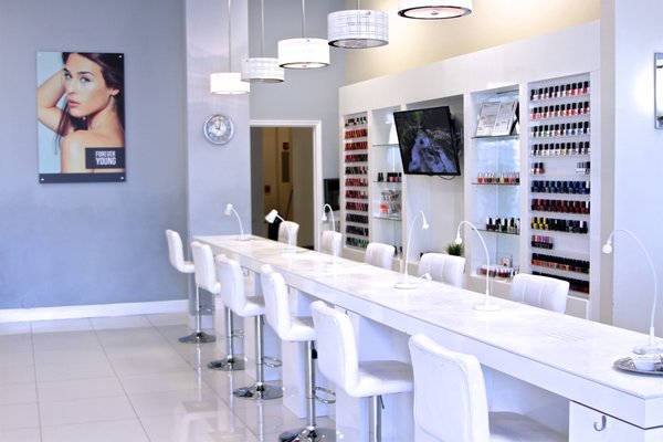 Senses Beauty Lounge by null