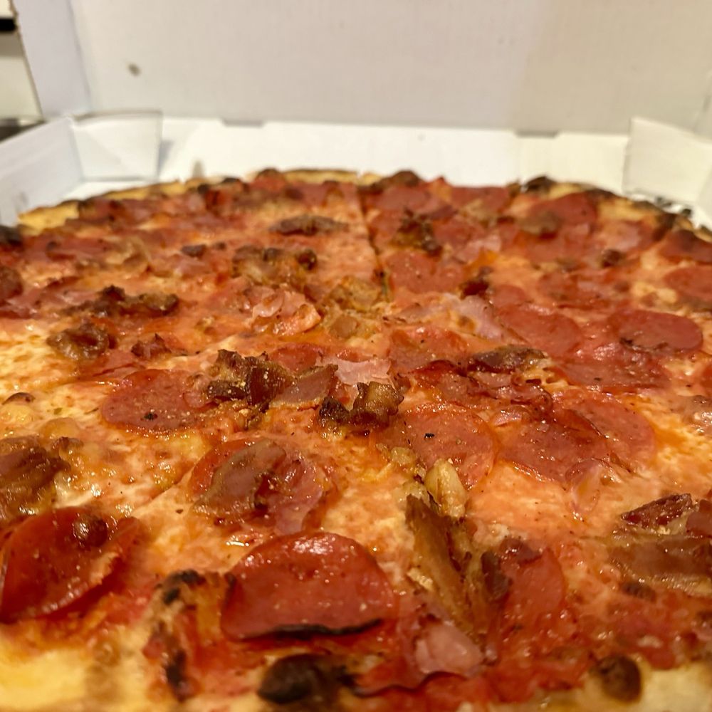 Primavera Pizza - Large meat pizza - Pizza Near Me - Livonia, Michigan Primavera Pizza - Large meat pizza - Pizza Near Me - Livonia, Michigan