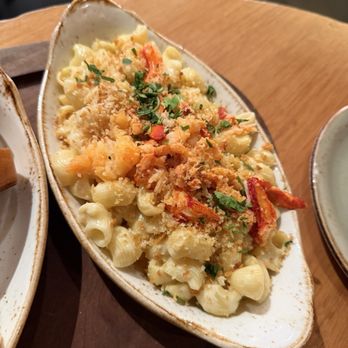 Gordon Ramsay Pub & Grill - Lobster mac & cheese - Pubs Near Me - Las Vegas, Nevada