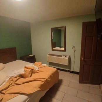 1. Kozy Kort Motel