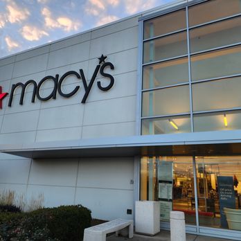 Macy's - Men's Clothing Near Me - Gurnee, Illinois